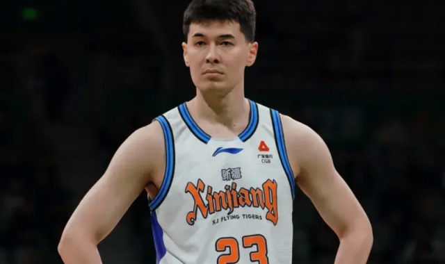 世界杯赛程-阿不都全场8投5中、三分3中1得到13分3篮板1助攻1抢断