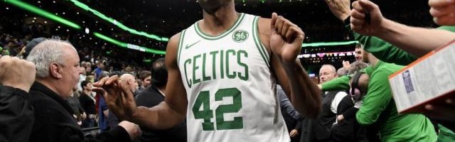 世界杯网站-霍福德：希望自己是球队首发 塔图姆进步很大