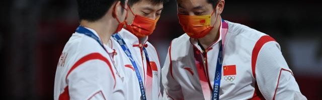 足球新闻-6日综述：乒球田径国手再添二金 中美决战愈演愈烈