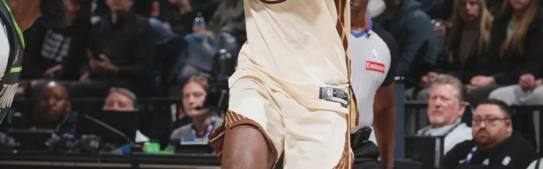 世界杯直播-10中2！正负值-20！勇士神射手彻底没救了